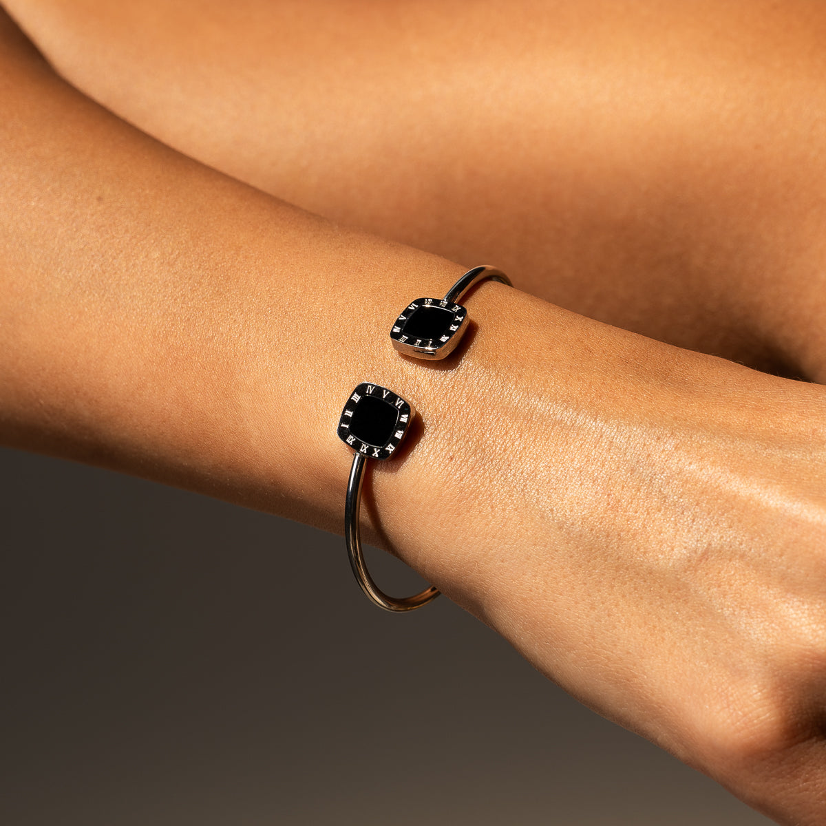 Bransoletka Bangle Onyx Kwadratowa - Srebrna
